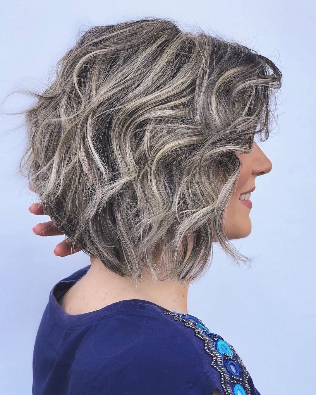 Pageboy hairstyle with soft curls