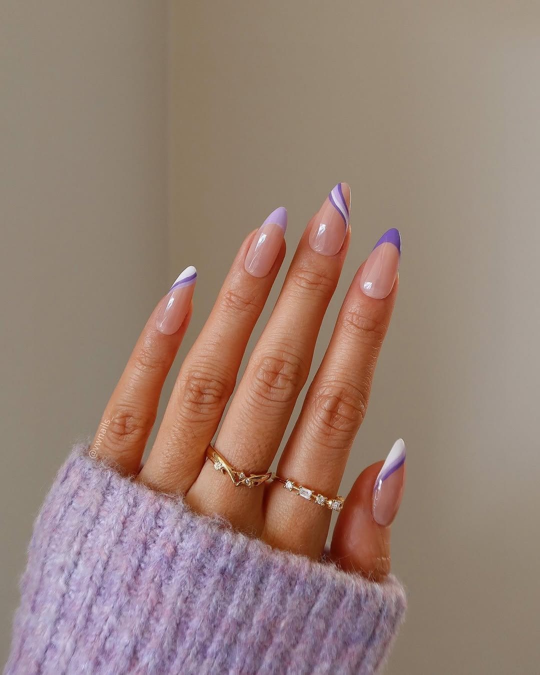 Lilac pastel nails with lace patterns