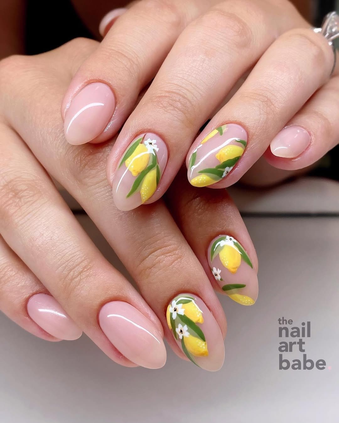 Abstract art lemon yellow nails