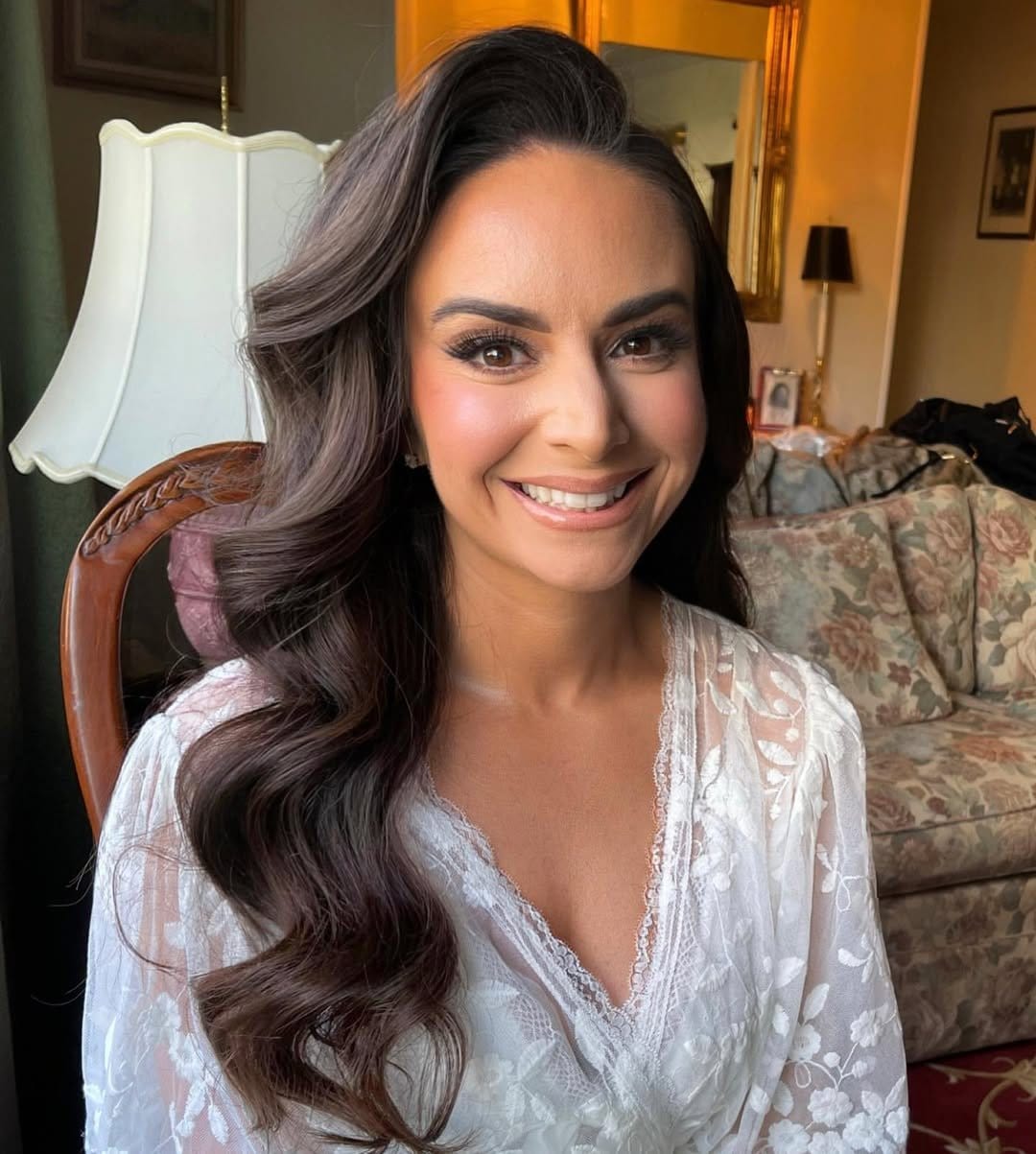 Timeless Hollywood waves hairstyle