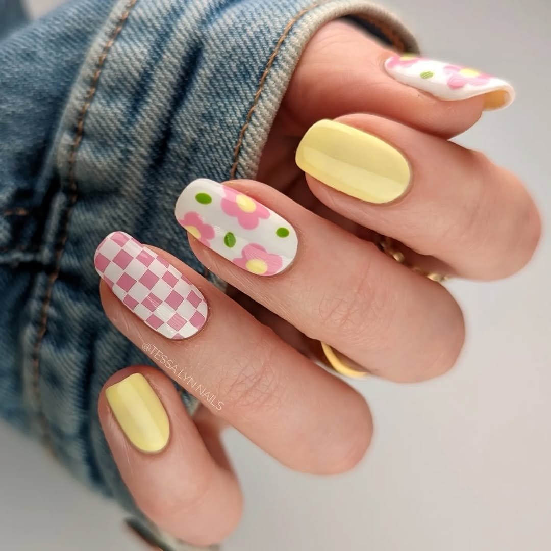 Bright springtime sunshine nail art