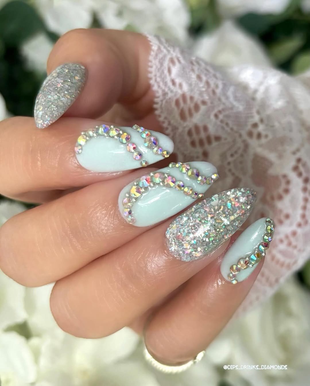 Glitter parting with sparkling detail