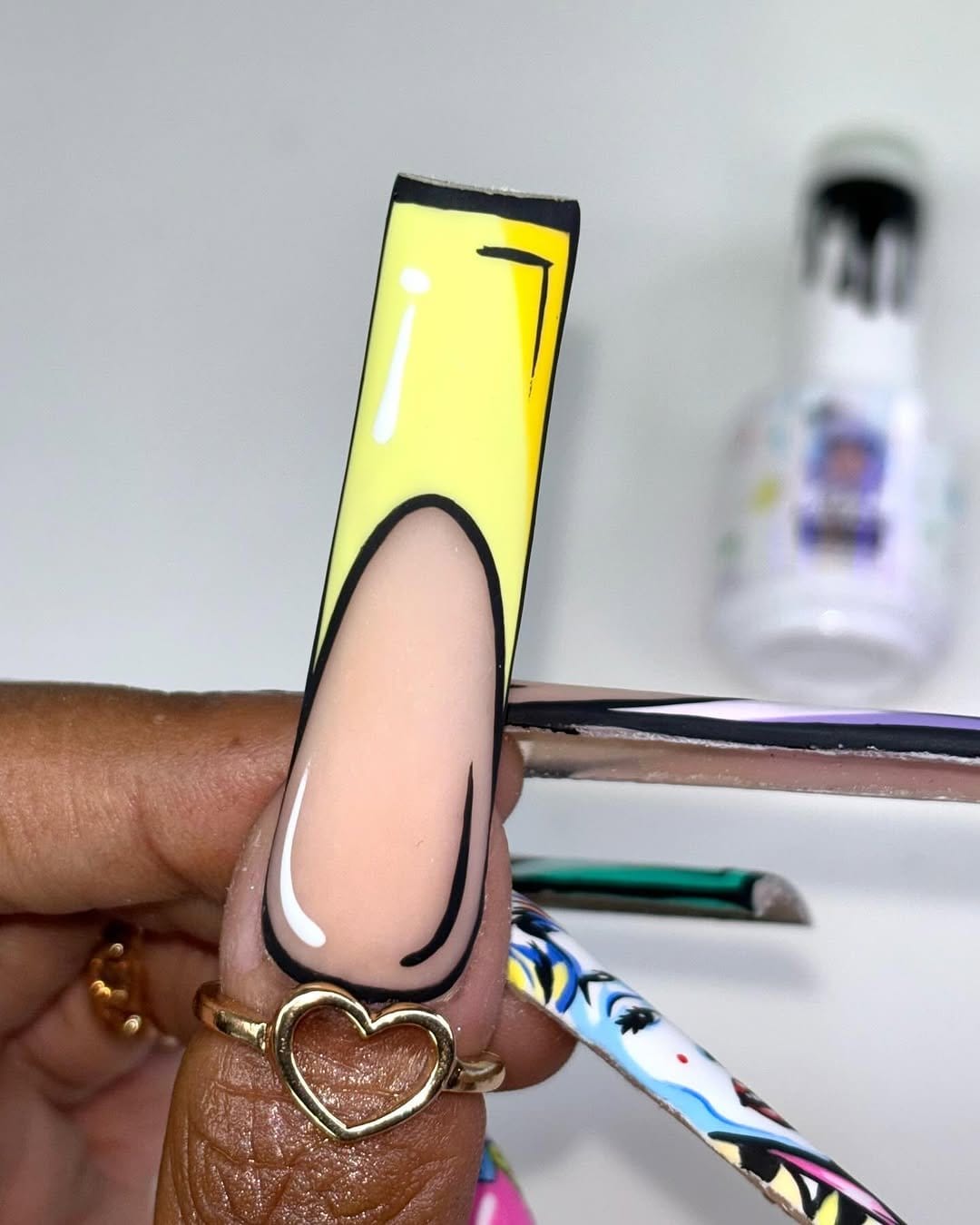 Bright pop art nail design