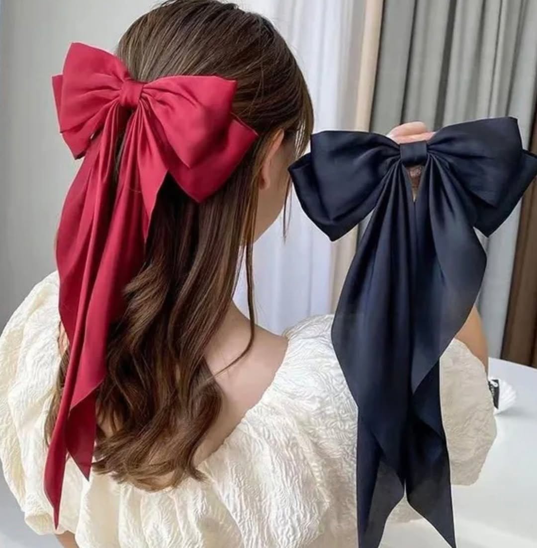 Loose curls with ribbon tie