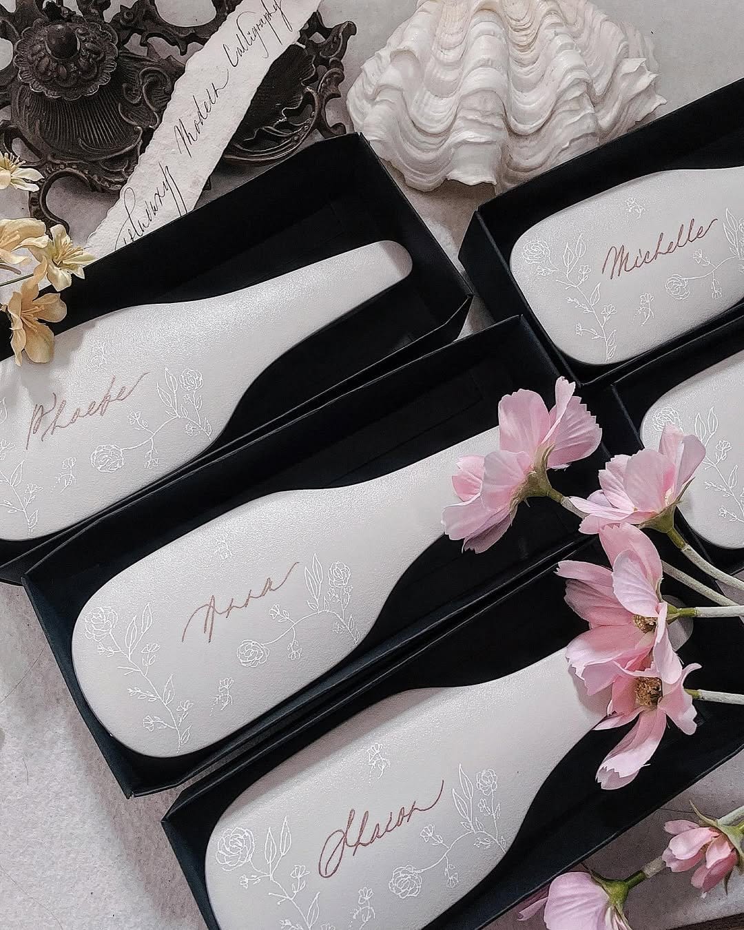 Chic vintage handmade hair combs