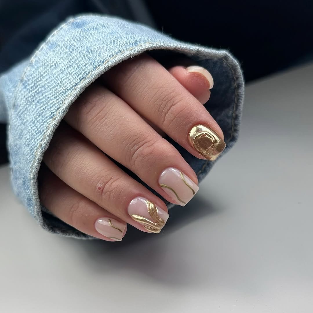 Eye-catching metallic foil nails