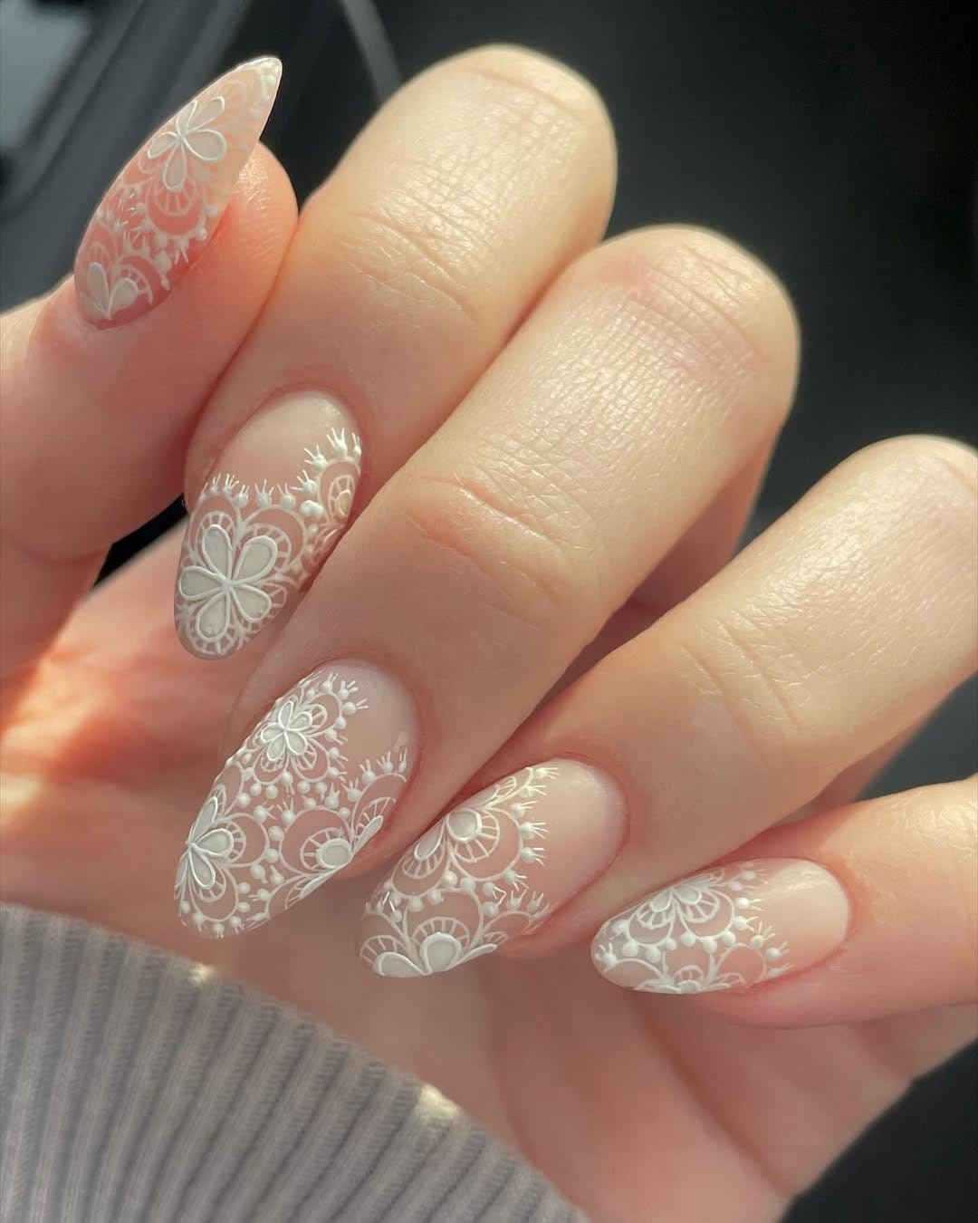 White lace nail design