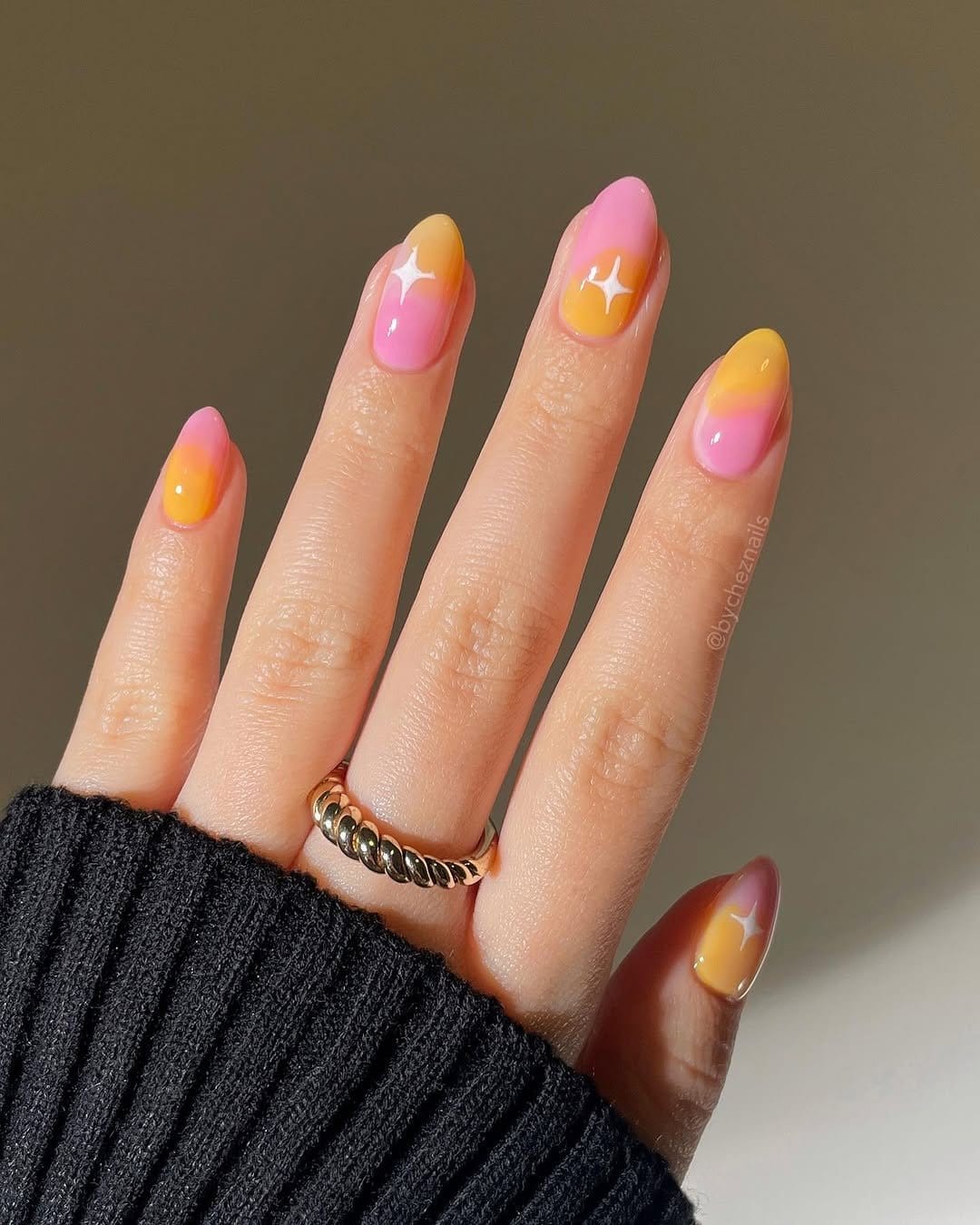 Blended pastel gradient nails