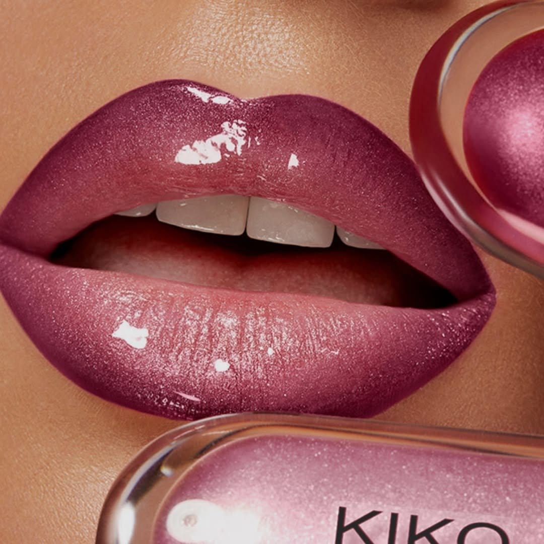 Ombre lips with gradient red to pink