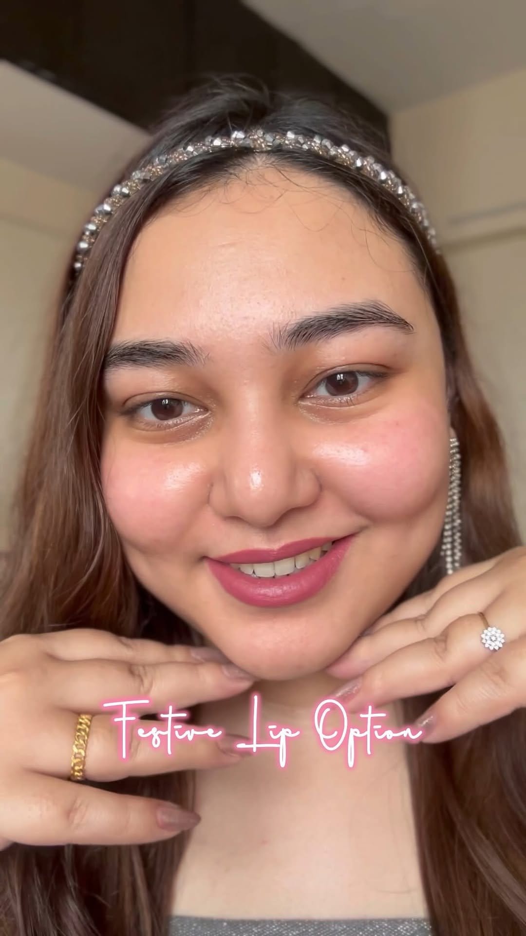 Vibrant lipstick with minimal makeup