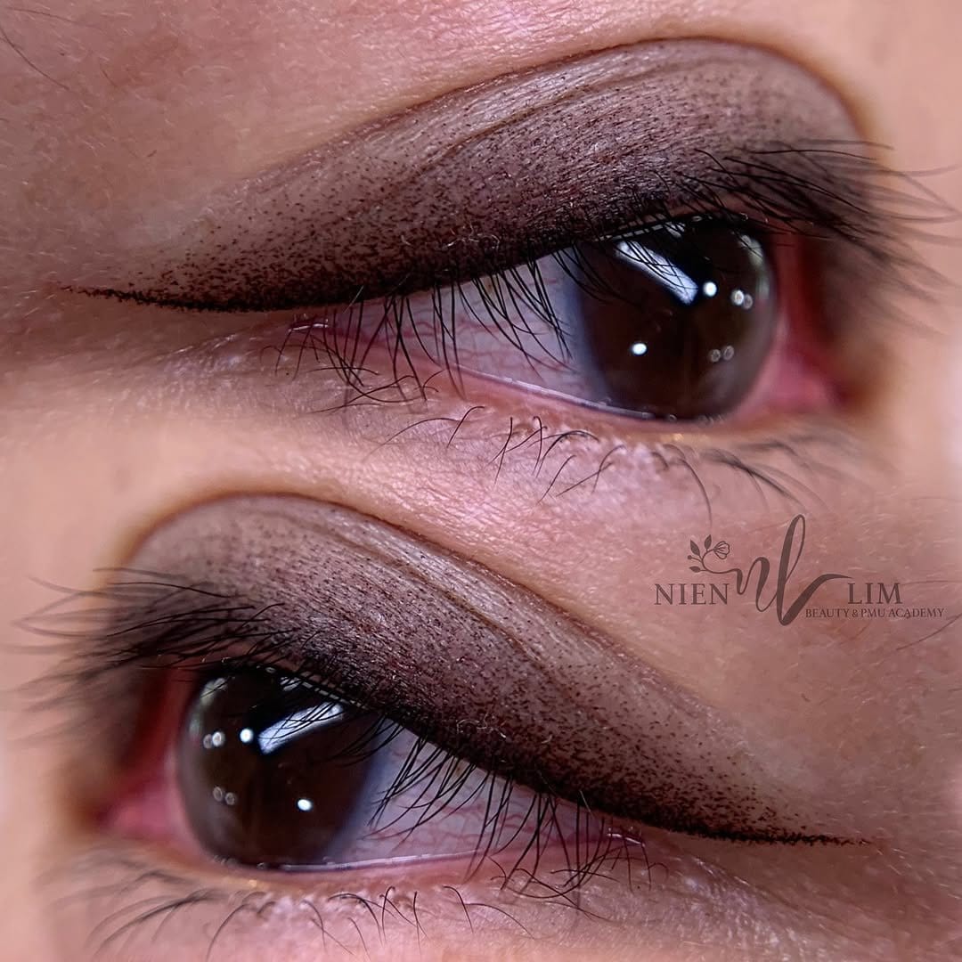 Gradient ombre smokey eye with blended colors
