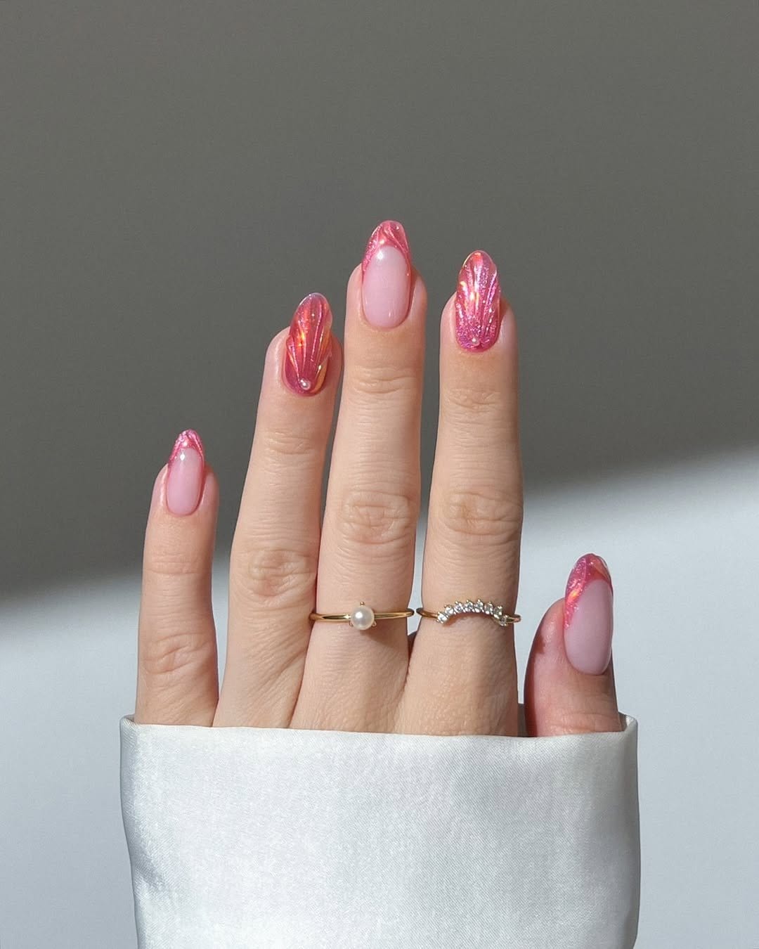 Pink coral nails with sunset gradient