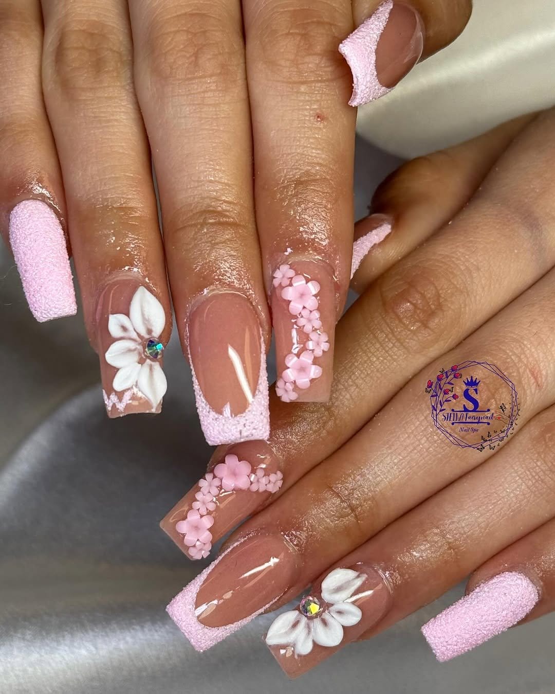 Light pink nails with French tips