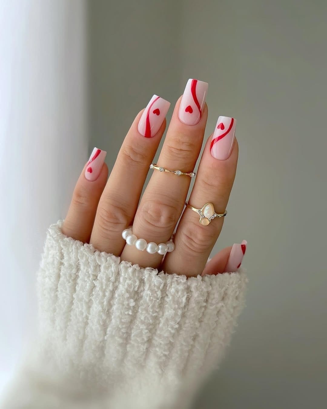 Trendy red and pink plaid nails