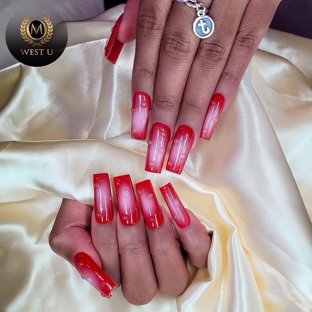 Red ombre nail art gradient