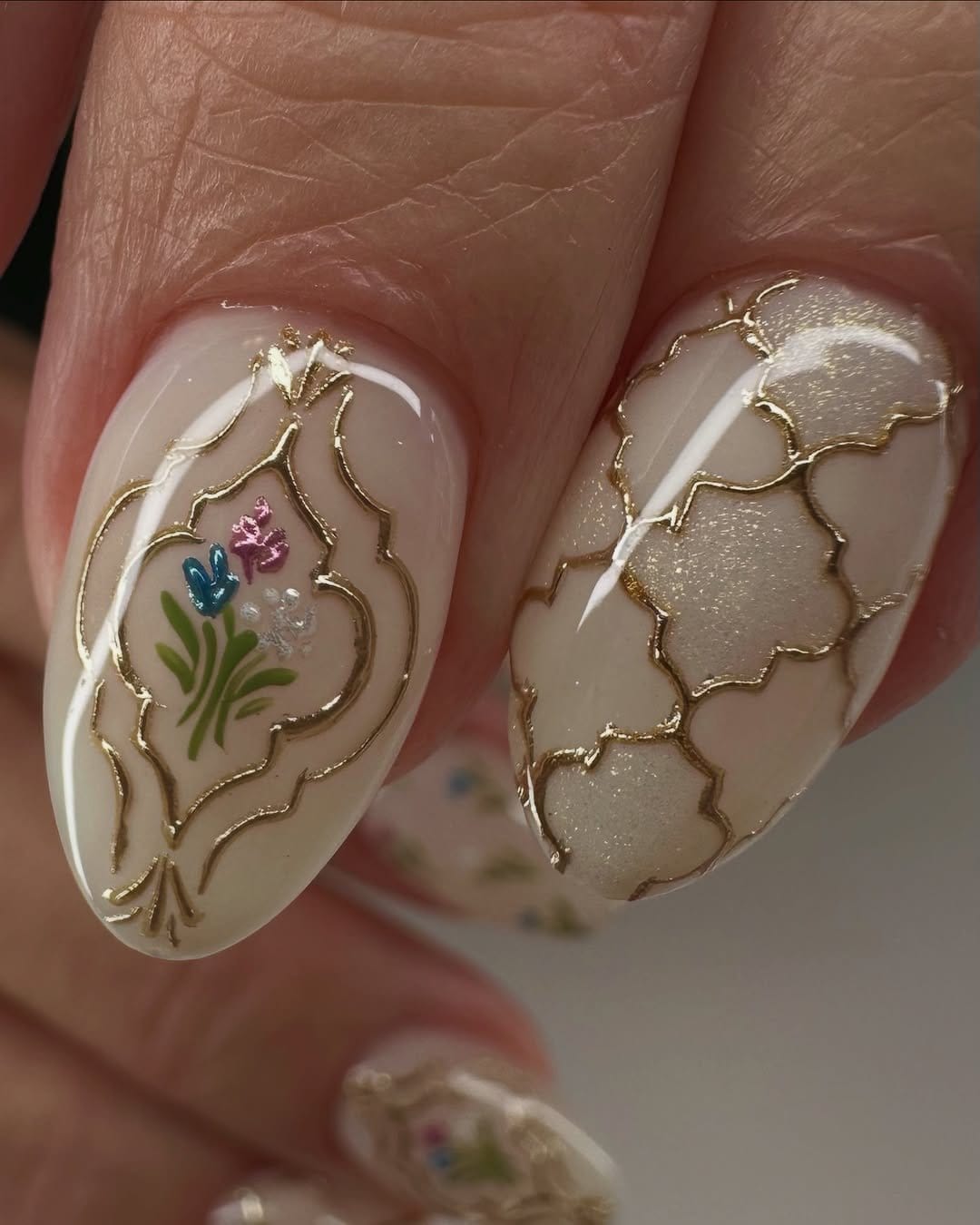 Artistic white pastel mosaic art nails