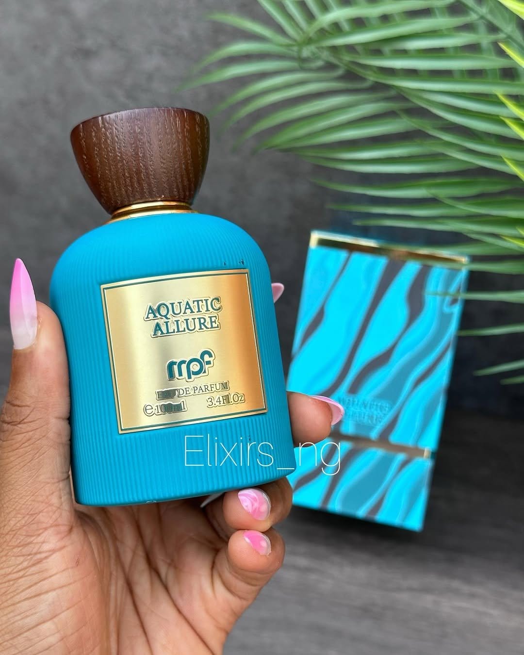Teal lipstick with ocean waves