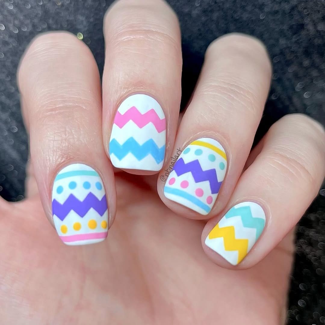 Chevron pattern on Easter egg nail art