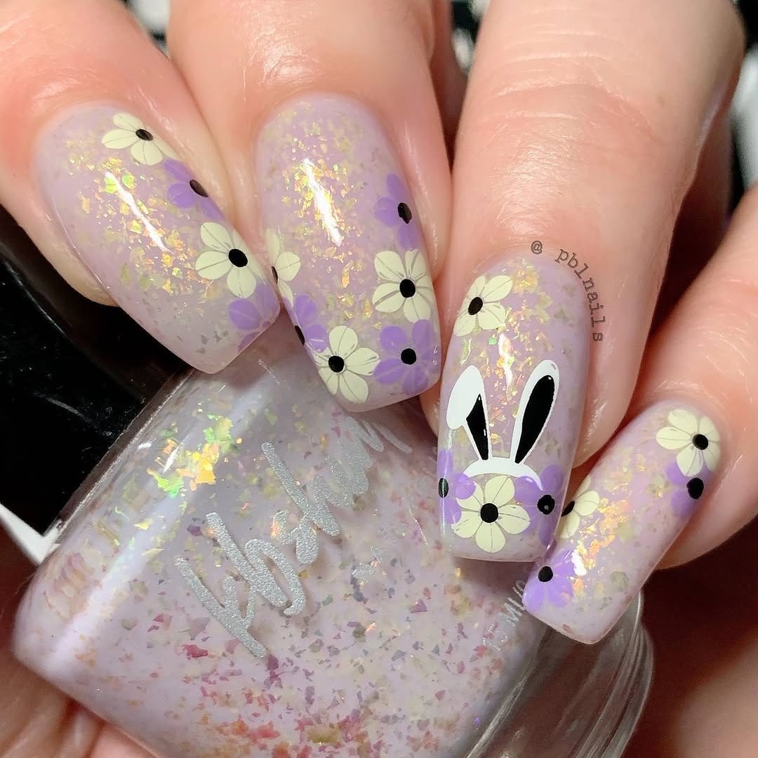 Floral and bunny accent nails
