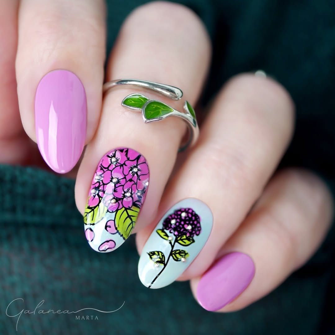 Soft hydrangea nail art in pastel colors