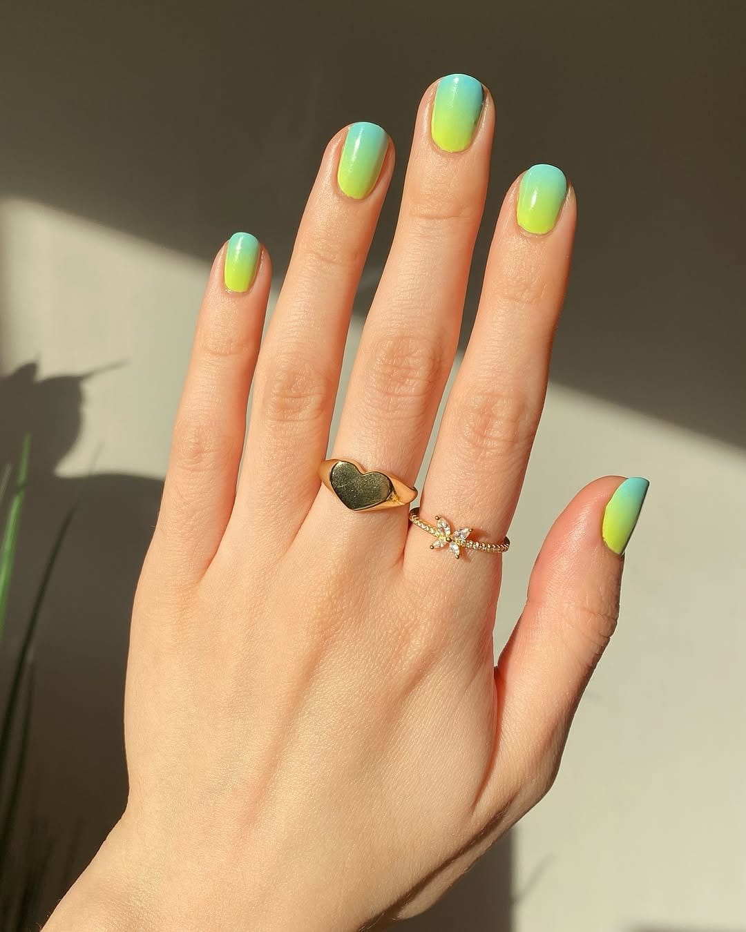 Gradient ombre nails in pastel shades