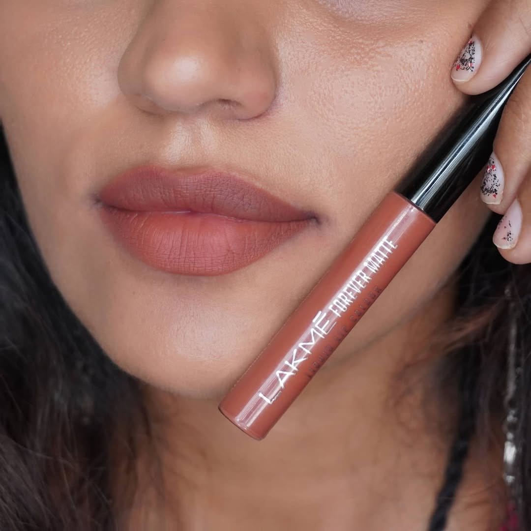 Nude lipstick with gold shimmer finish
