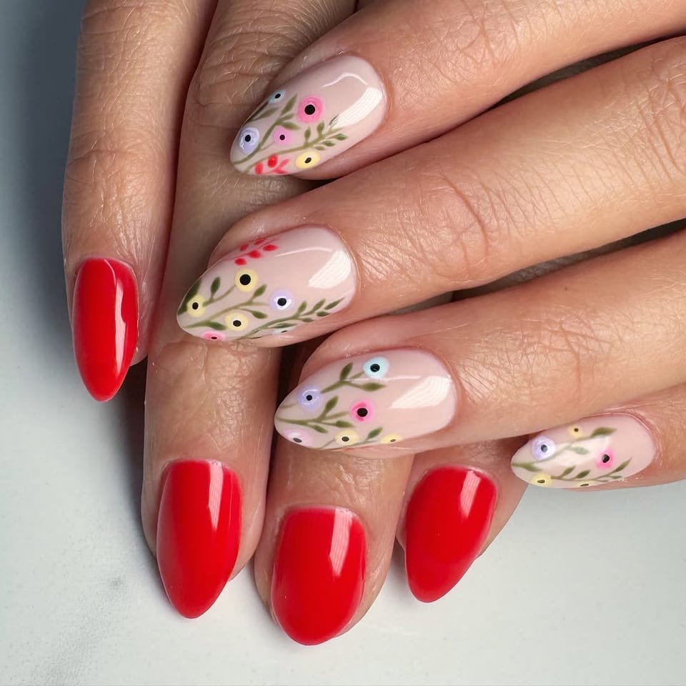 25 Stunning Red Floral Spring Nail Ideas to Try