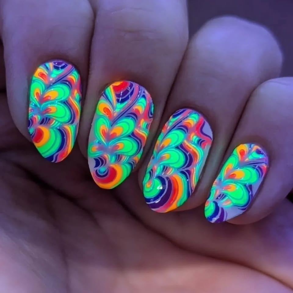 21 Vibrant Summer Nail Art Ideas You Must Try
