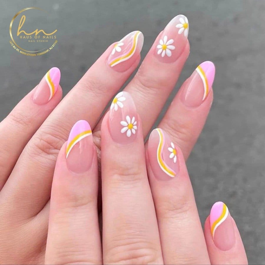 35 Stunning Pastel Floral Nail Designs for Spring