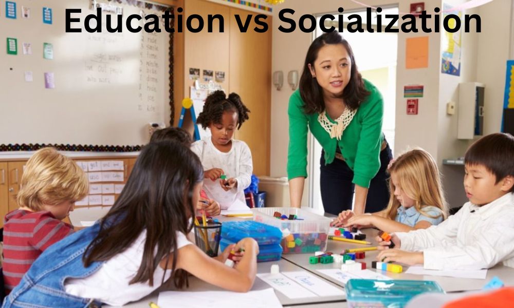 Best 9 Difference Between Education and Socialization